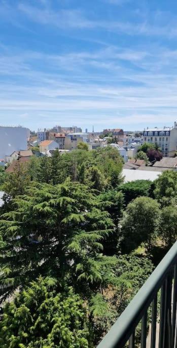 Appartement spacieux rénové - 11 min de Paris Bois-Colombes Extérieur photo