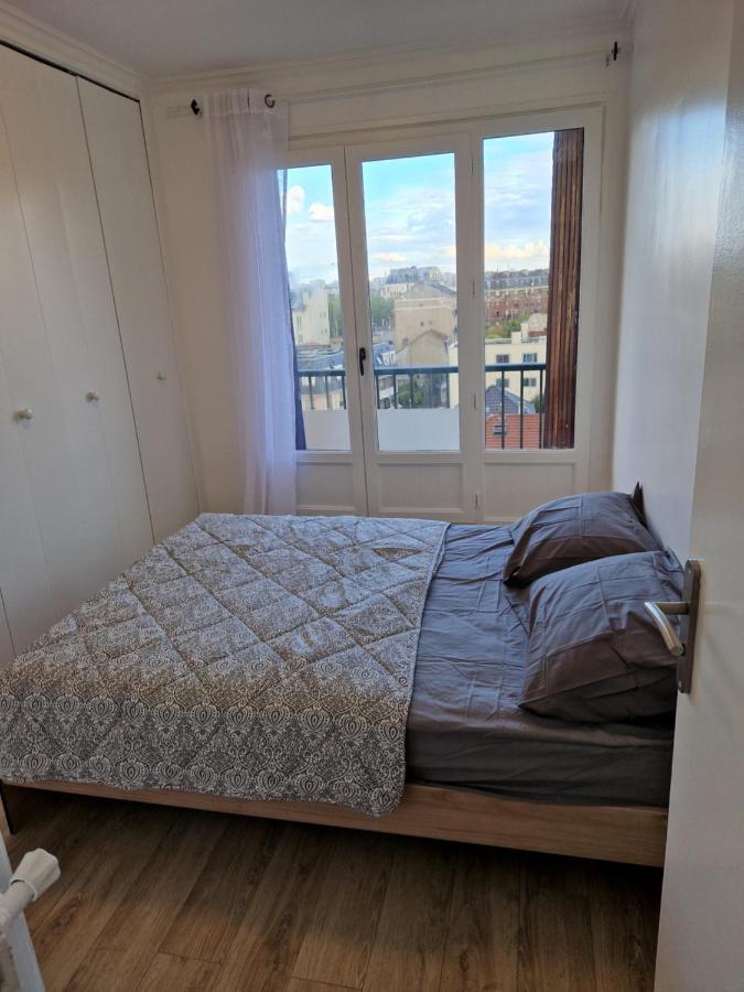 Appartement spacieux rénové - 11 min de Paris Bois-Colombes Extérieur photo