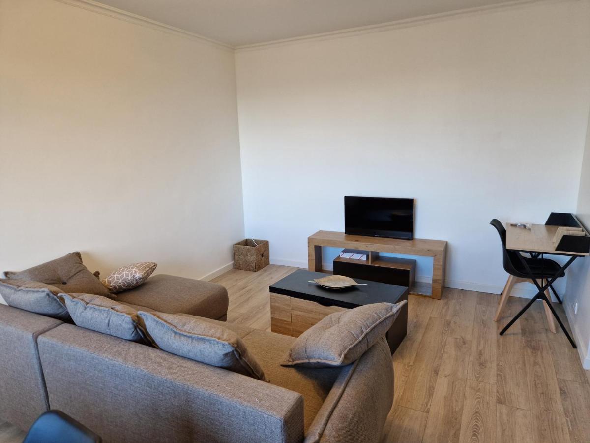 Appartement spacieux rénové - 11 min de Paris Bois-Colombes Extérieur photo